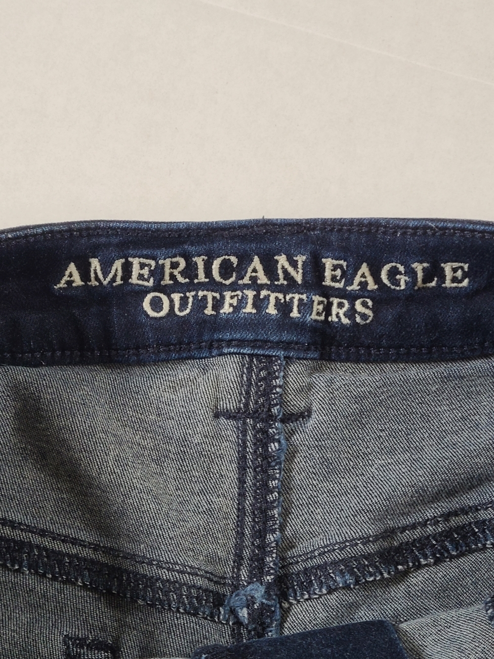 American Eagle Outfitters Dark Blue Denim Stretch Raw Hem Womens Shorts 8 - Picture 4 of 10